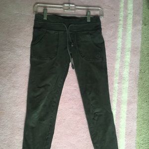 Aritzia TNA Sweats